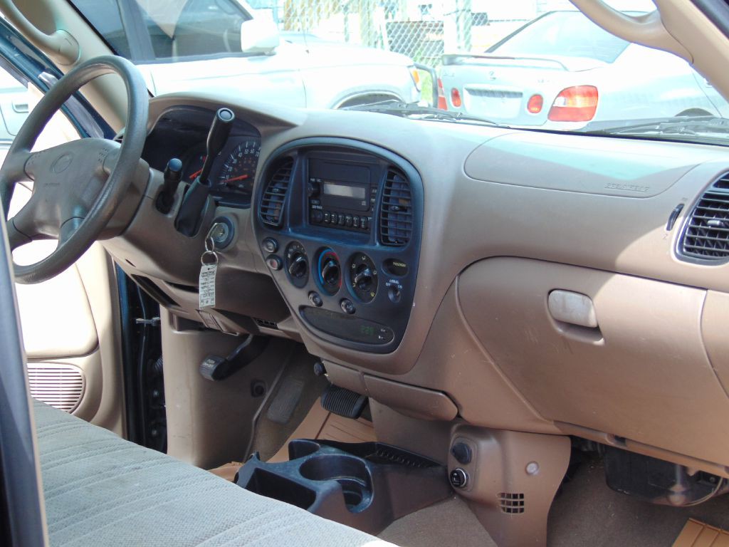 2001 Toyota Tundra Image 16