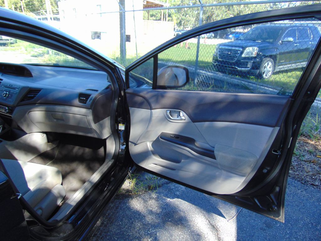 2012 Honda Civic Image 17