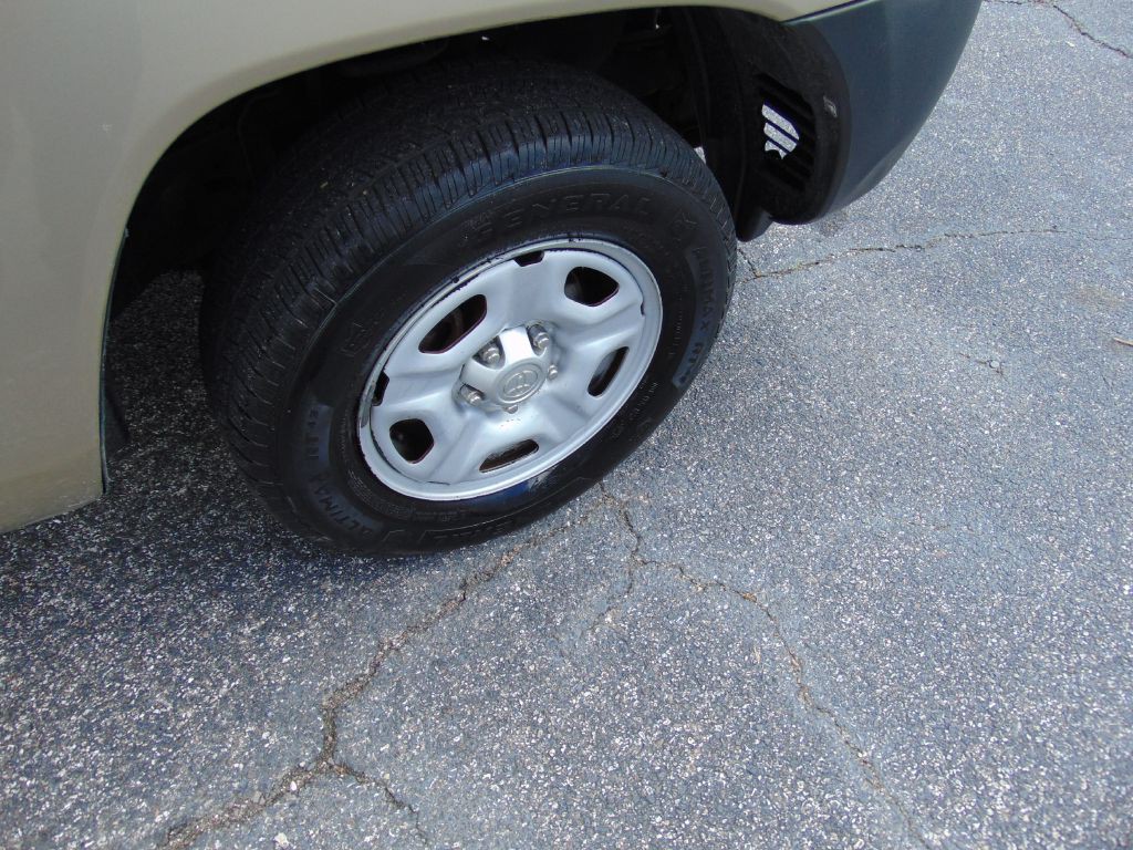 2006 Toyota Tacoma Image 15