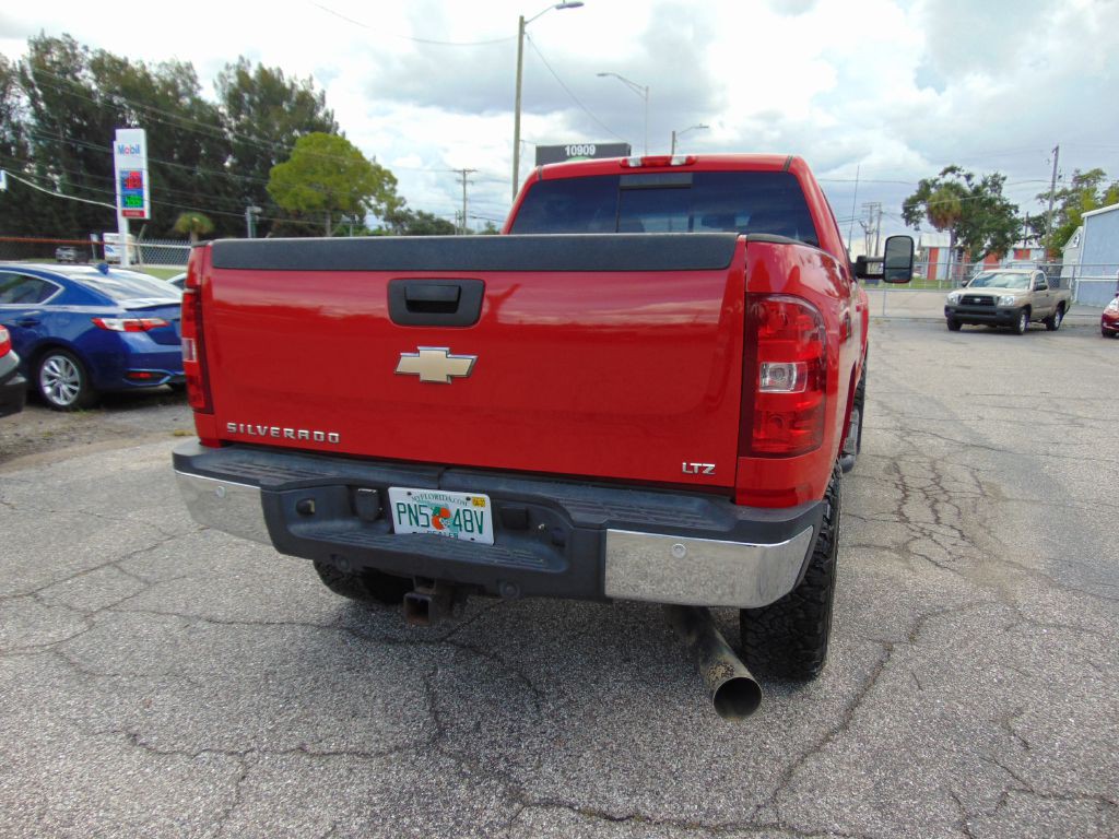 2008 Chevrolet Silverado 1500 Image 10