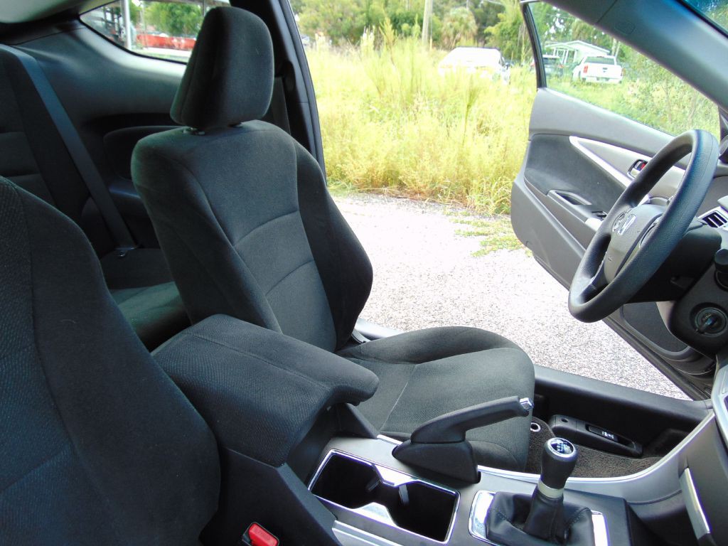 2013 Honda Accord Image 24