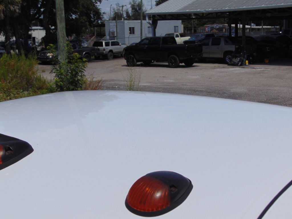 2004 Chevrolet Silverado 1500 Image 19