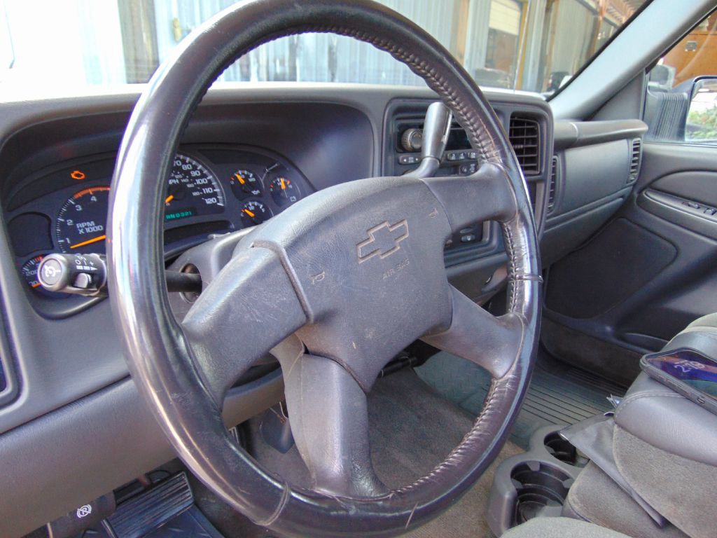 2004 Chevrolet Silverado 1500 Image 30