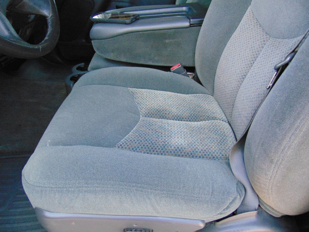 2004 Chevrolet Silverado 1500 Image 36