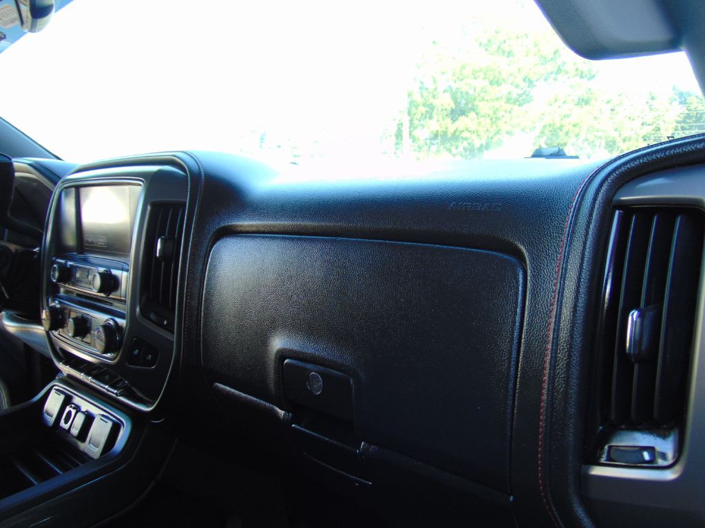 2015 GMC Sierra Image 28