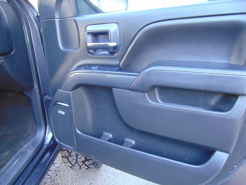 2015 GMC Sierra Image 30