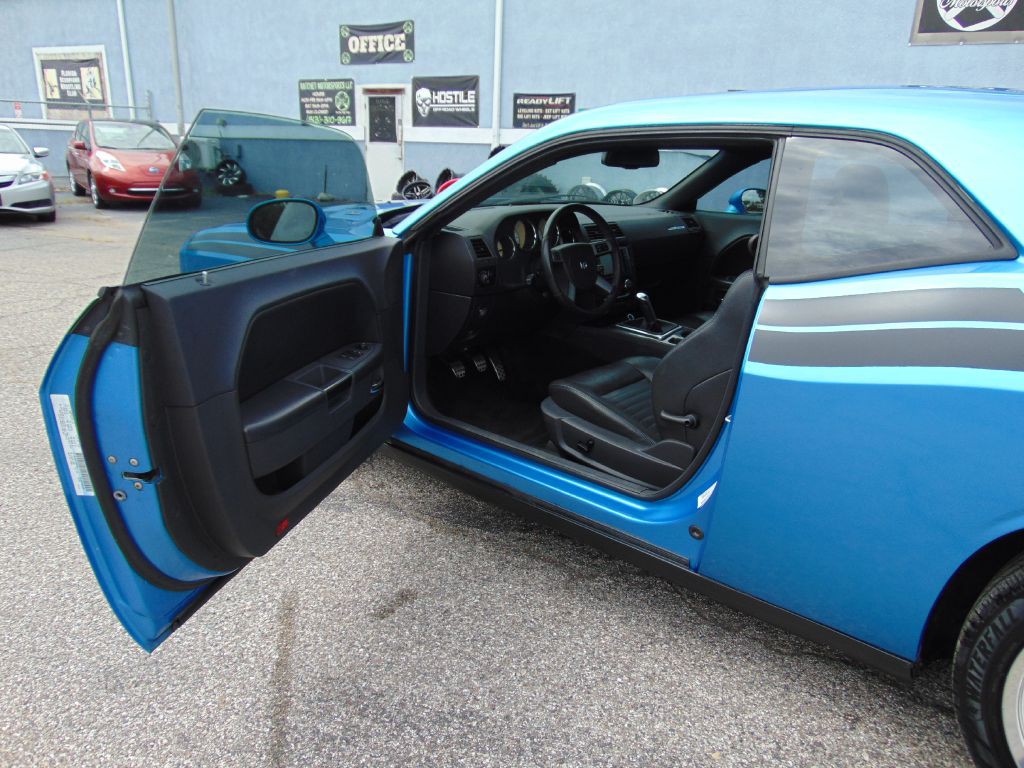 2009 Dodge Challenger Image 14
