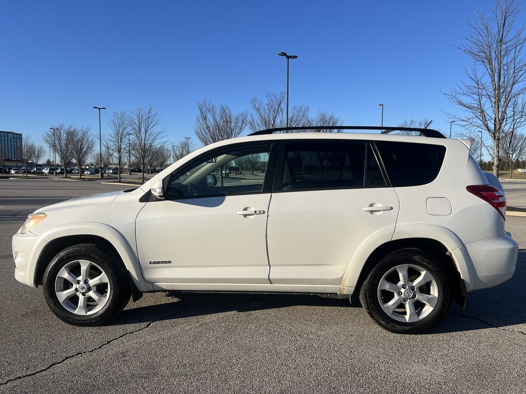 2010 Toyota Rav4 Image 2