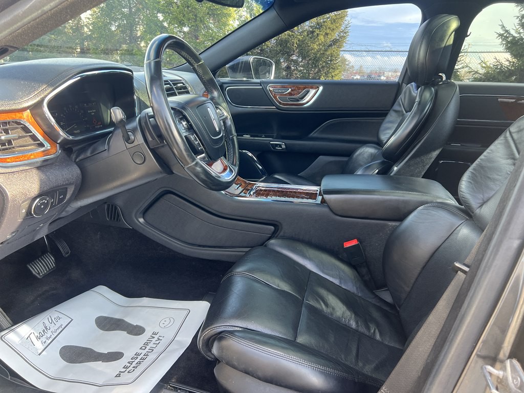 2017 Lincoln Continental Image 15