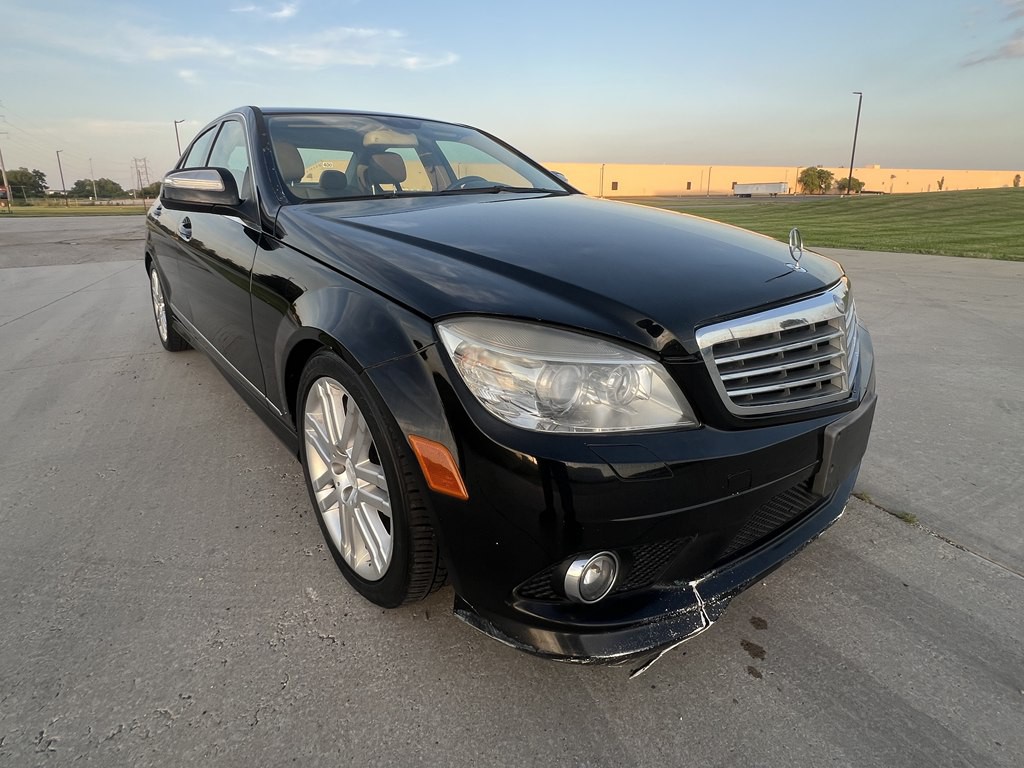 2009 Mercedes-Benz C-Class Image 7