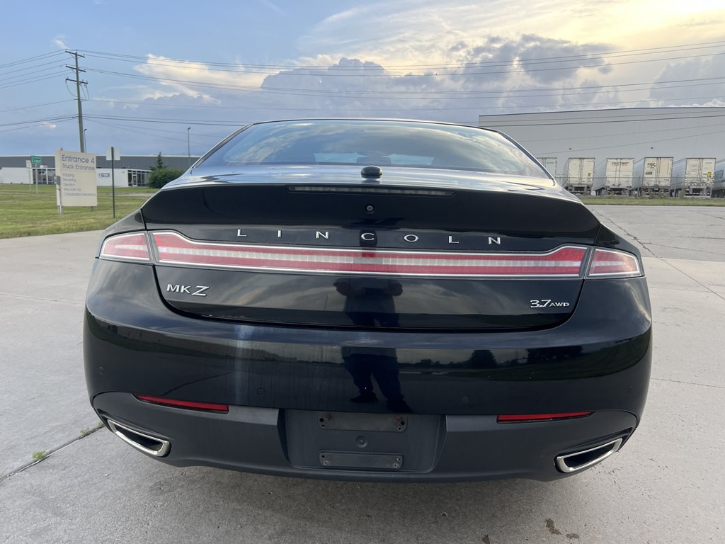 2013 Lincoln MKZ Image 4