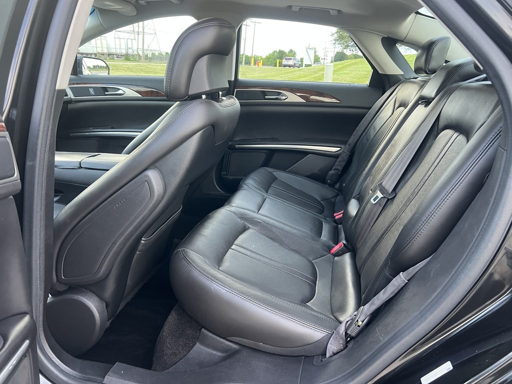 2013 Lincoln MKZ Image 15