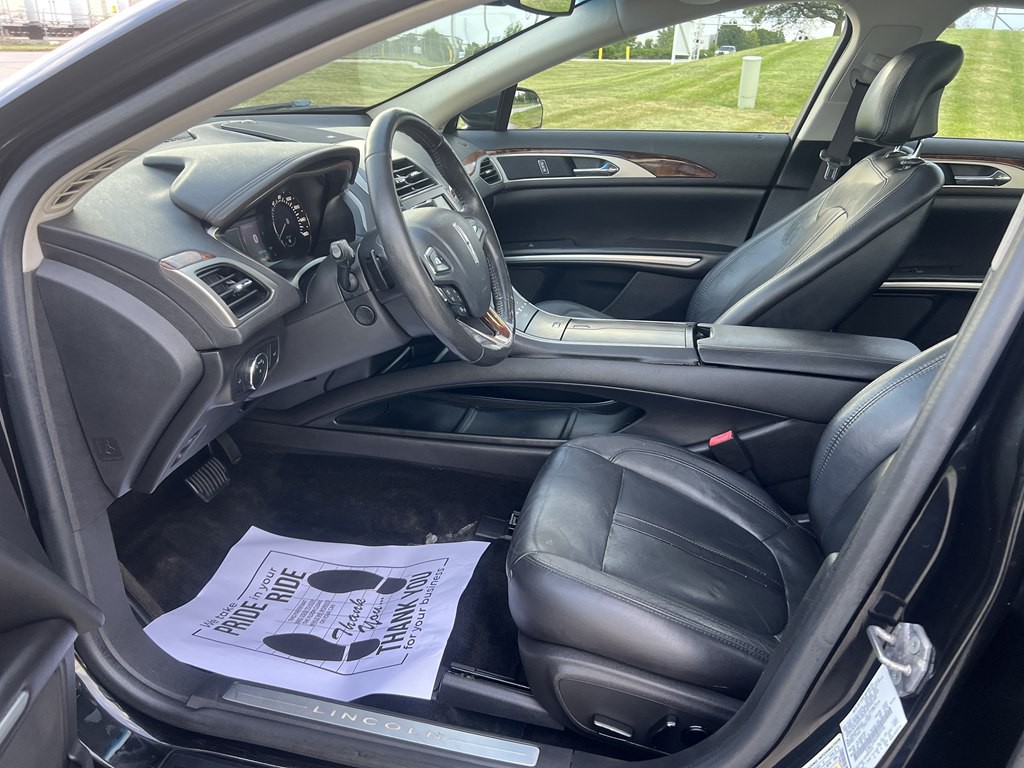 2013 Lincoln MKZ Image 17