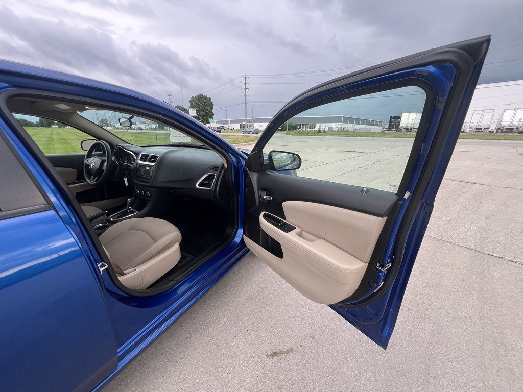 2014 Dodge Avenger Image 10