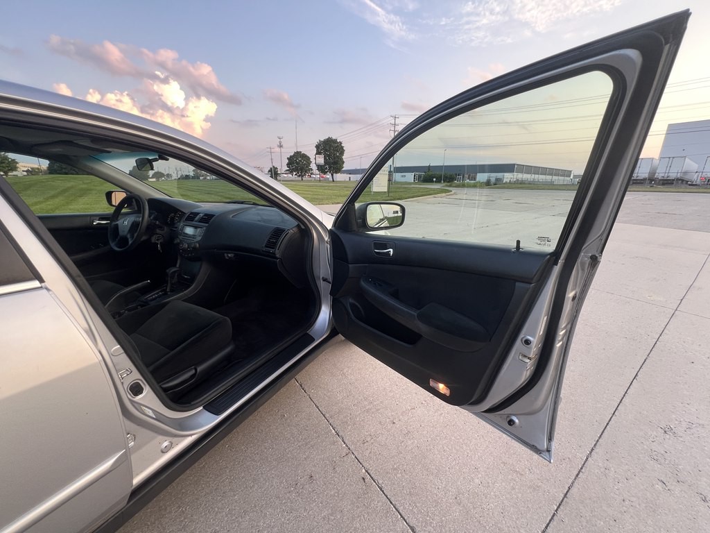2007 Honda Accord Image 10