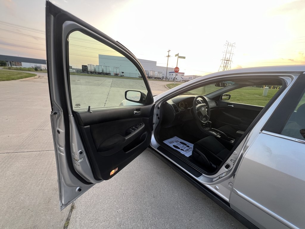 2007 Honda Accord Image 16