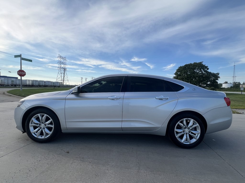 2018 Chevrolet Impala Image 2