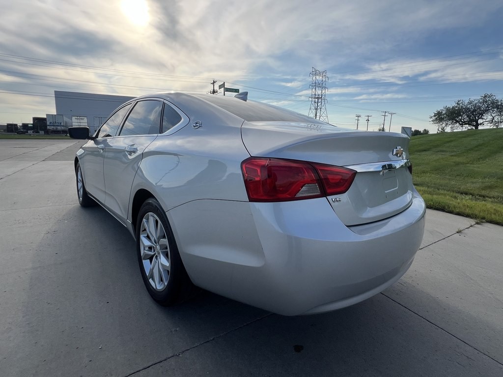 2018 Chevrolet Impala Image 3