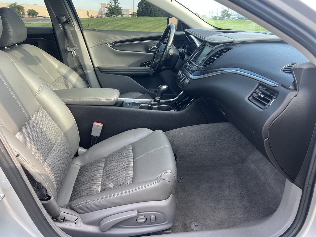 2018 Chevrolet Impala Image 11