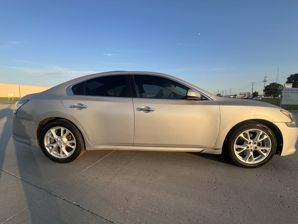 2014 Nissan Maxima Image 6