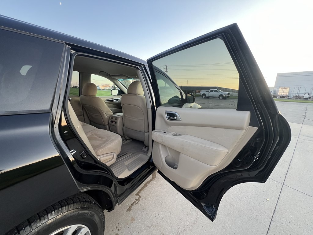 2014 Nissan Pathfinder Image 12