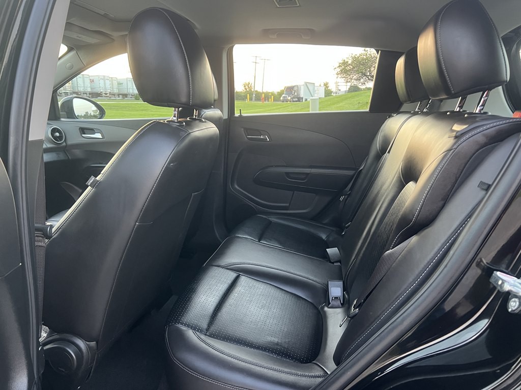 2016 Chevrolet Sonic Image 15