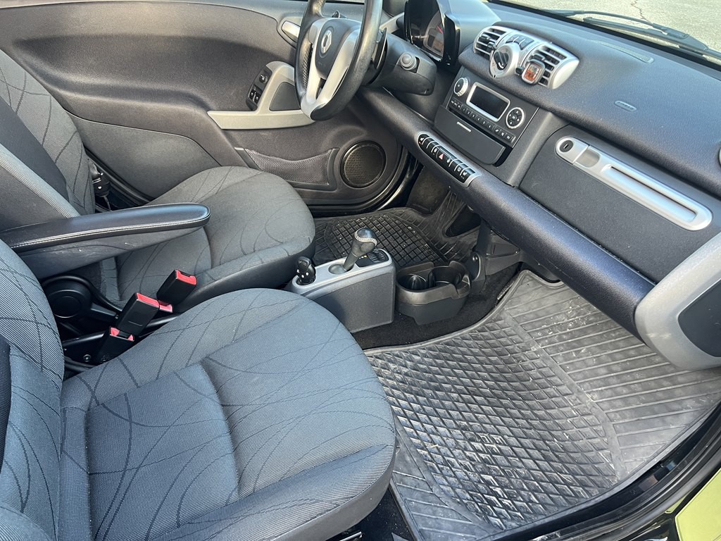 2012 smart fortwo Image 11