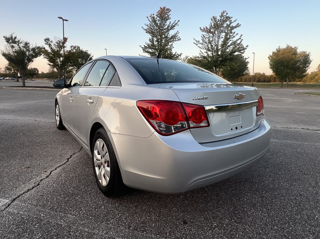 2012 Chevrolet Cruze Image 3