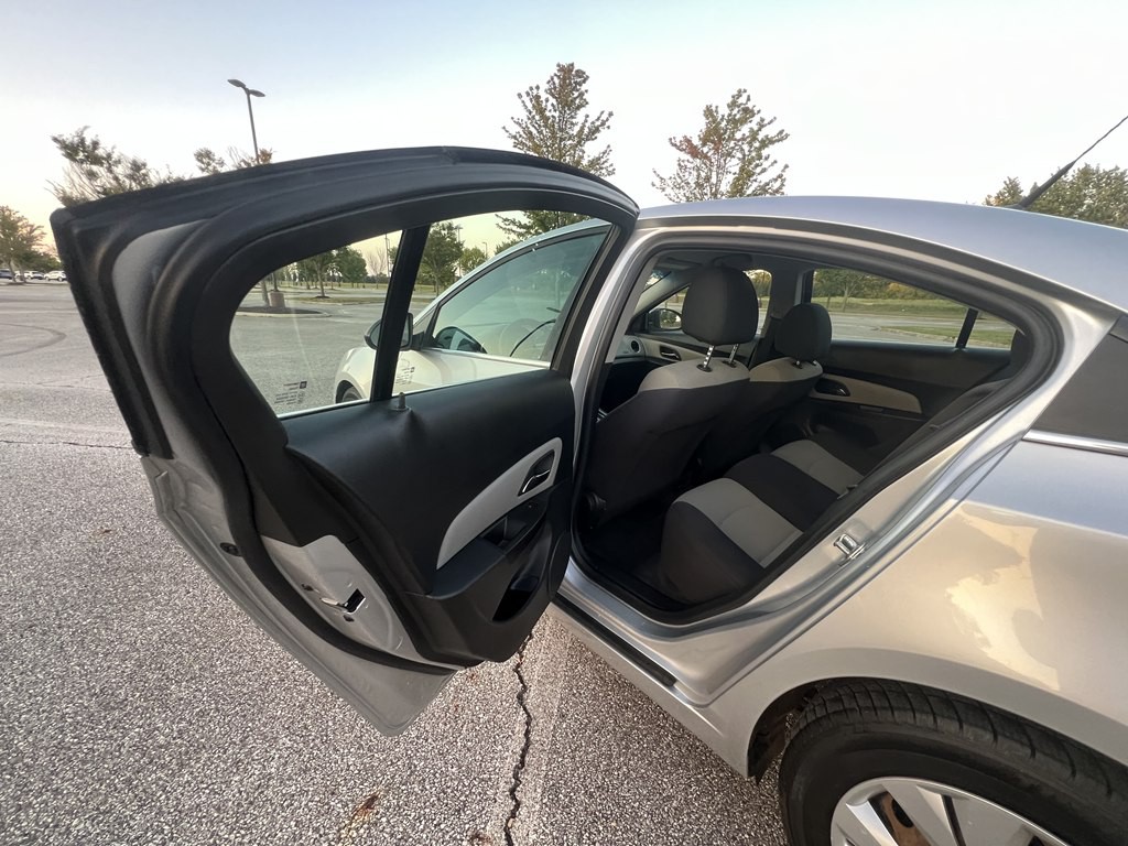 2012 Chevrolet Cruze Image 14