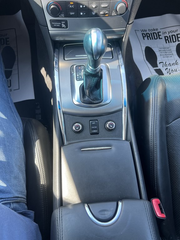 2013 INFINITI G37 Image 21