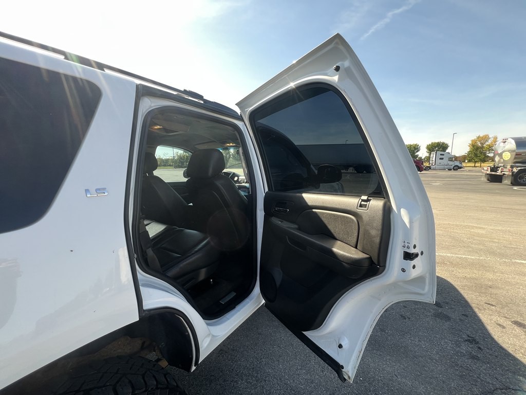 2008 Chevrolet Tahoe Image 12
