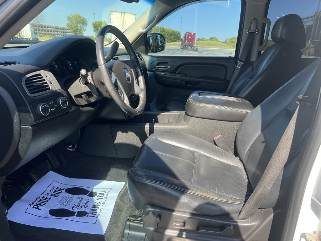2008 Chevrolet Tahoe Image 18
