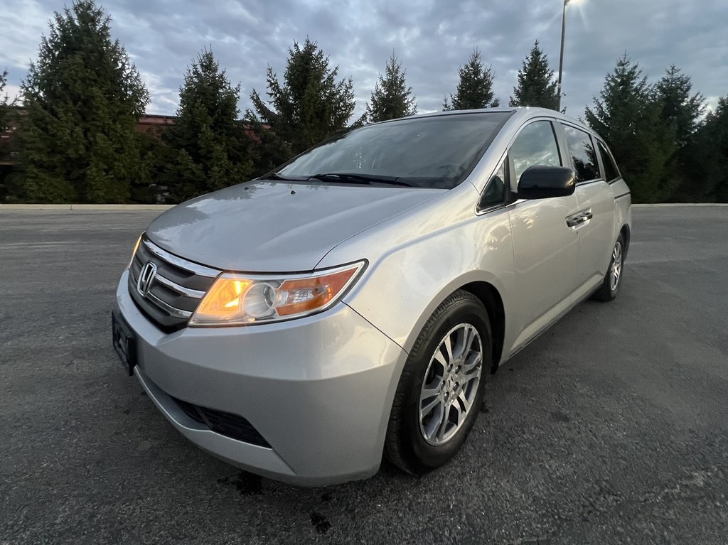 2012 Honda Odyssey Image 1
