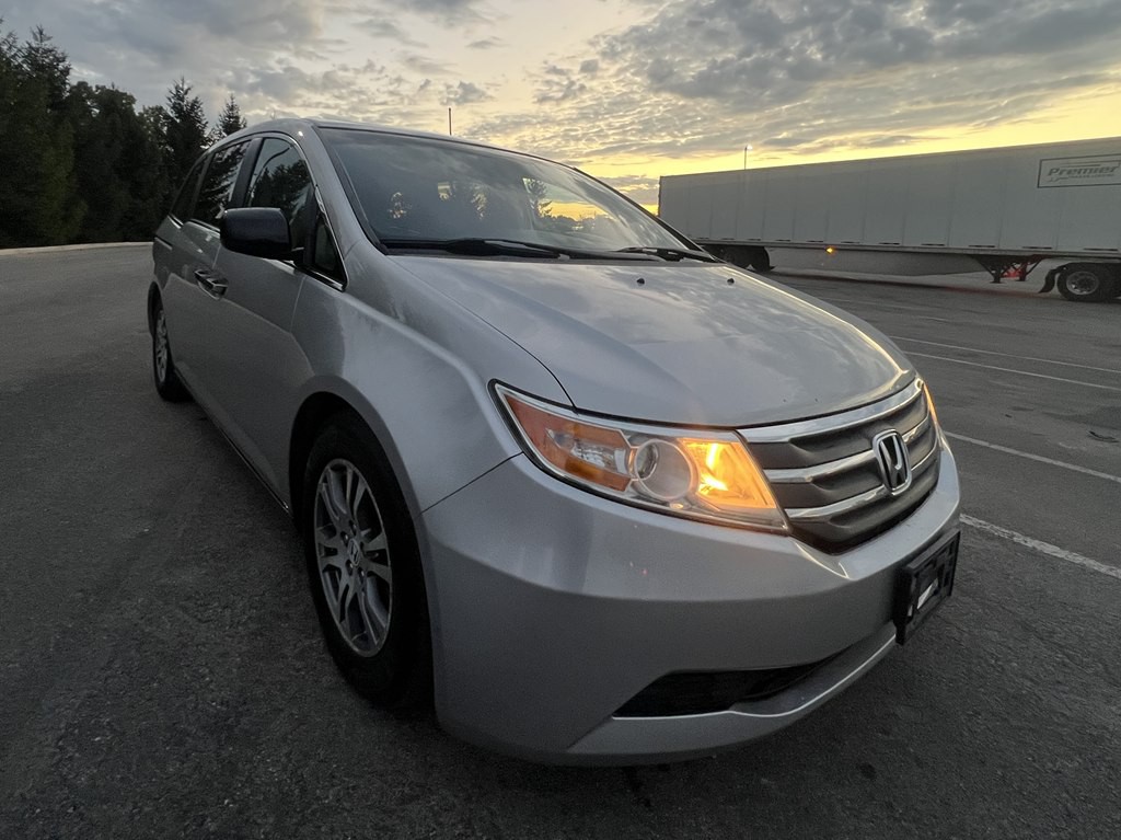 2012 Honda Odyssey Image 7