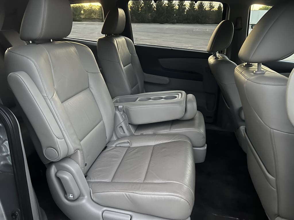 2012 Honda Odyssey Image 12