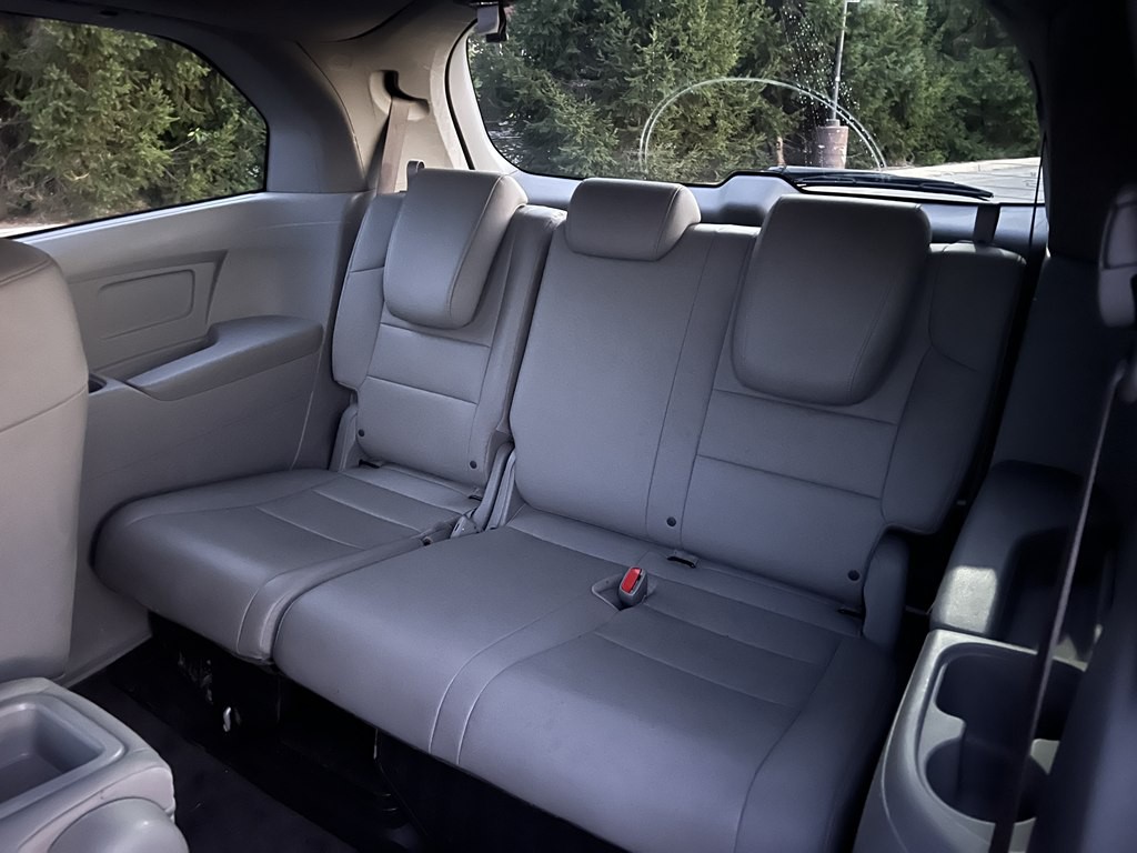 2012 Honda Odyssey Image 15