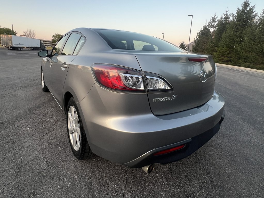 2010 Mazda Mazda3 Image 3