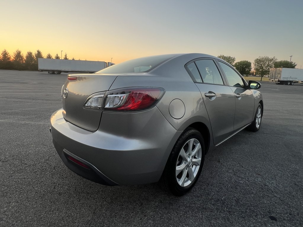 2010 Mazda Mazda3 Image 5