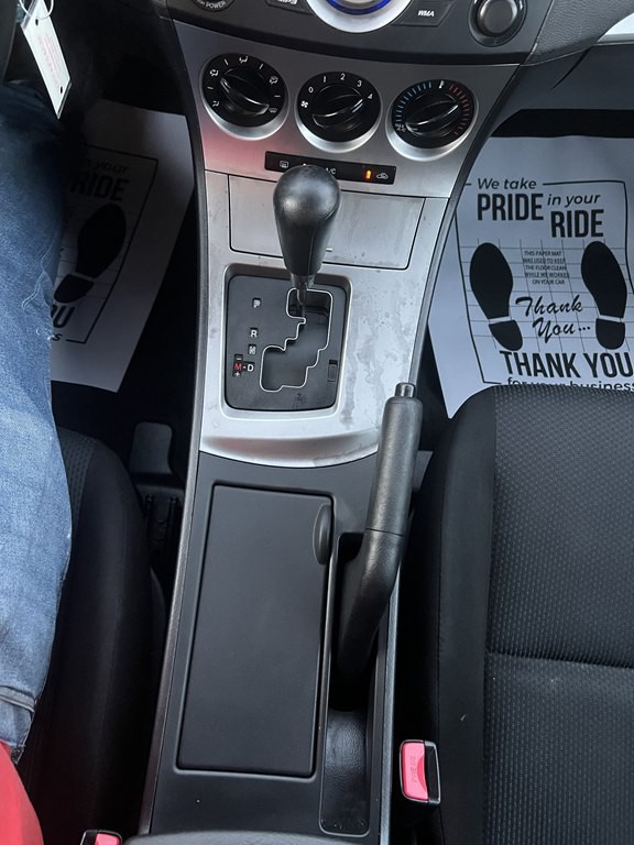 2010 Mazda Mazda3 Image 19