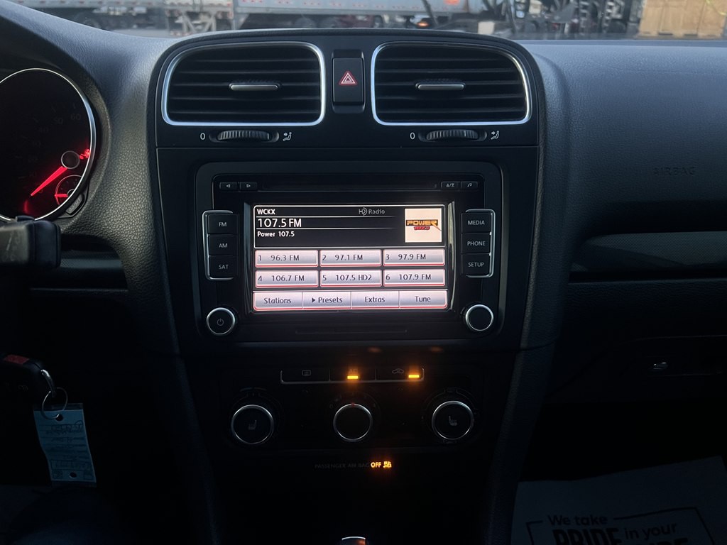 2012 Volkswagen Jetta Image 19