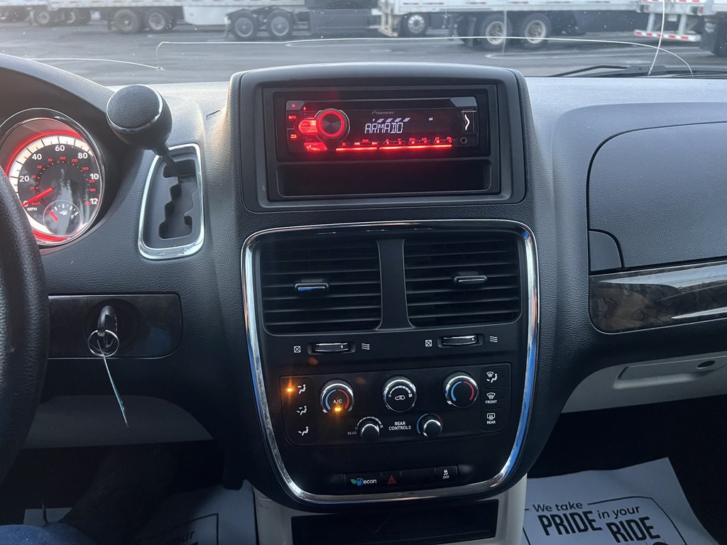 2011 Dodge Grand Caravan Image 19