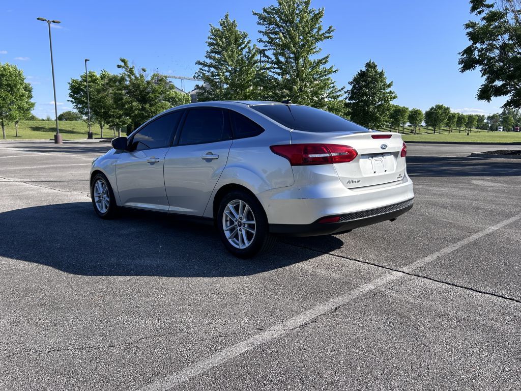 2016 Ford Focus Image 3