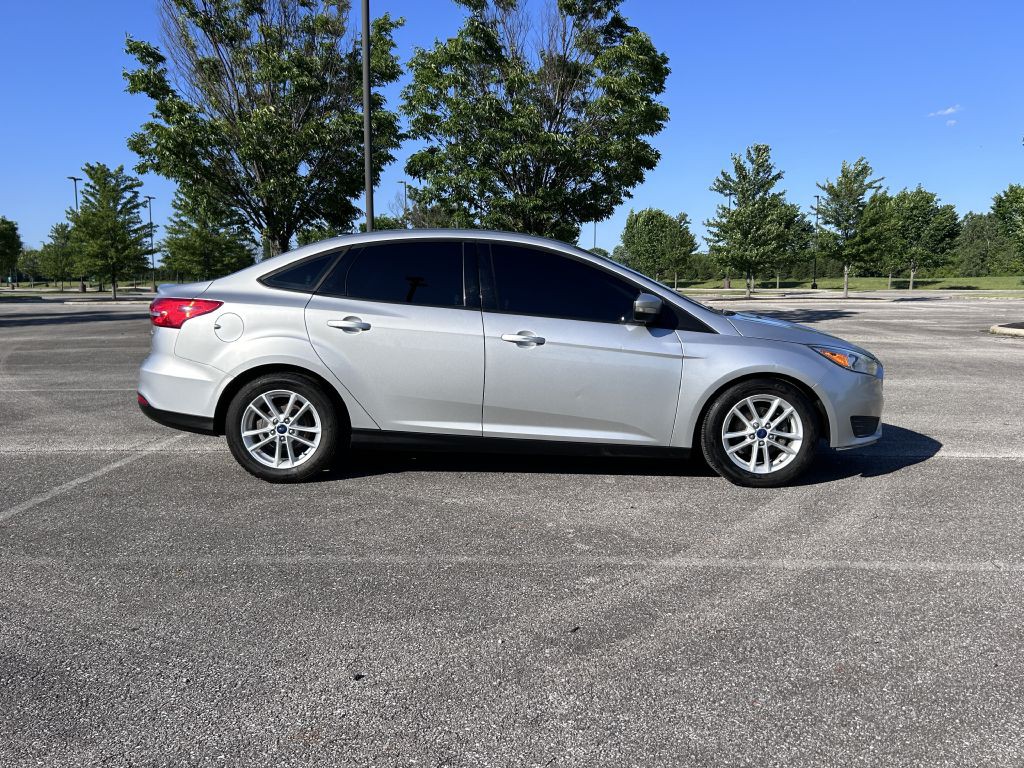 2016 Ford Focus Image 6