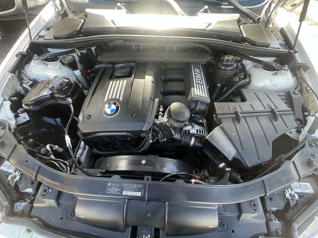 2008 BMW 3 Series Image 9