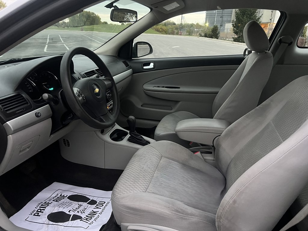 2010 Chevrolet Cobalt Image 14