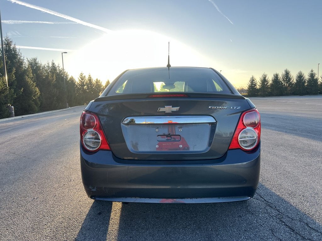 2013 Chevrolet Sonic Image 4