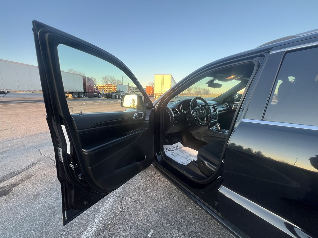 2018 Jeep Grand Cherokee Image 16