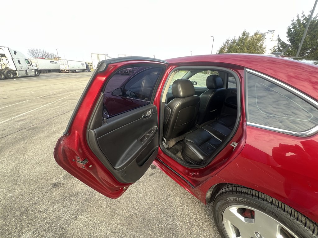2009 Chevrolet Impala Image 14