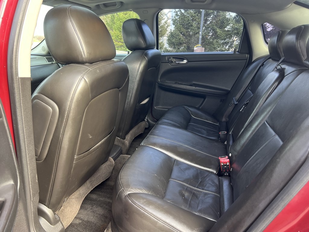 2009 Chevrolet Impala Image 15