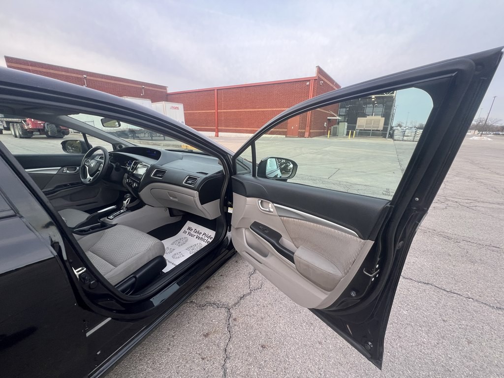 2015 Honda Civic Image 10